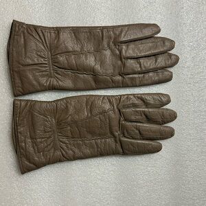 Elegant Mid Brown Leather Gloves Size 7 1/2
